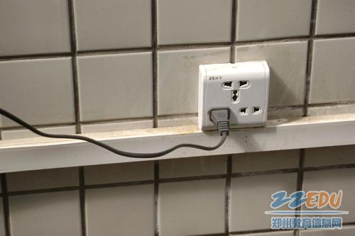 �c���´��ڴ��_��D