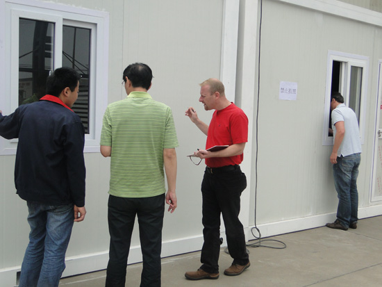 ���b�䷿���A�õ�(gu��)�͑�����A