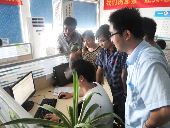 �µ�һ�����W(w��ng)�j(lu��)�I(y��ng)�N�W(xu��)��(x��)����