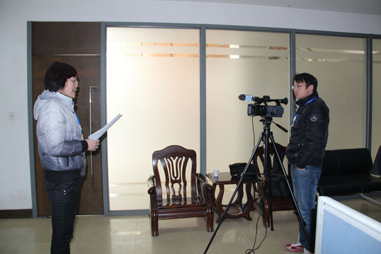 視頻記錄天地家人對工作的信念和承諾