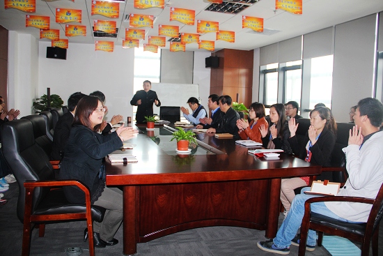 ����ῂ���{(di��o)���Ҫһ��y��ͬ��