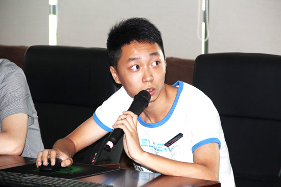 �c���´��ڴ��_��D