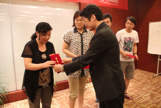 �c���´��ڴ��_��D