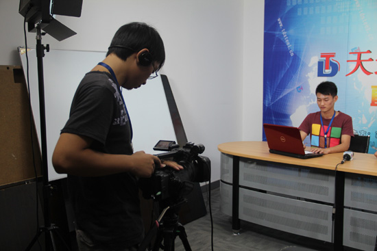 �c(di��n)���´��ڴ��_��D