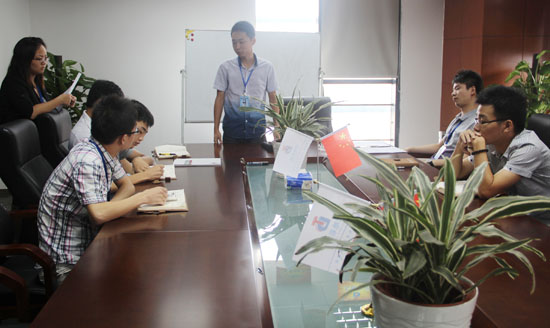 �w���M�M�L(zh��ng)�������v���Լ��ĈF(tu��n)�(du��)������(j��ng)�(y��n)