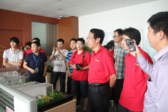 �c���´��ڴ��_��D