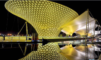 䓽Y(ji��)��(g��u)����ж���һ�ݾGɫ