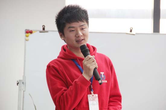 �c���´��ڴ��_��D