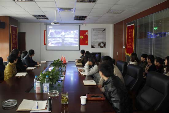 ���˂������^��ҕ�l