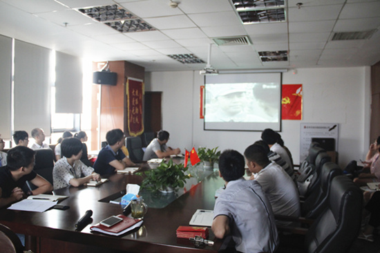 ���˂������^��ҕ�l