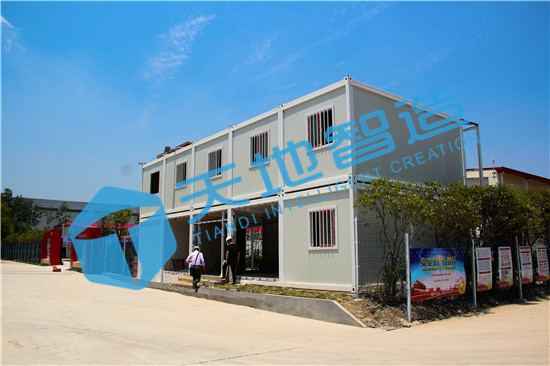 ���b���k����