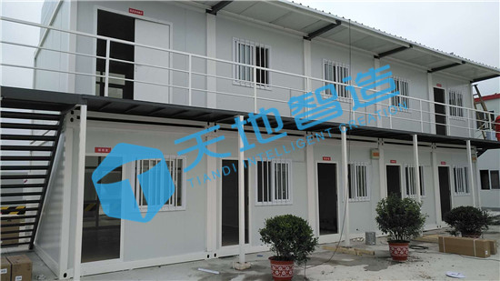 ���b���k����